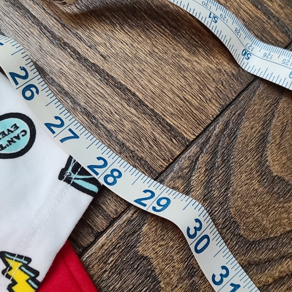 Pencil skirt and top - Picture 8 of 9